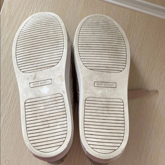 Tory Burch sneakers size 9 - Picture 6 of 9